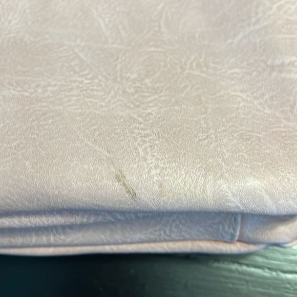 b.o.c. Amherst Piano Crossbody - Picture 5 of 8